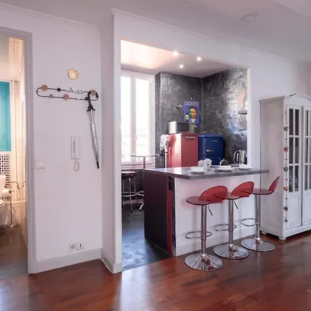 The Artists' Retreat - Comfort In The Heart Of Cannes Apartment