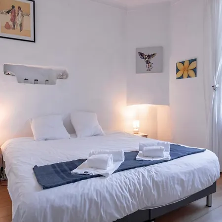 The Artists' Retreat - Comfort In The Heart Of Cannes